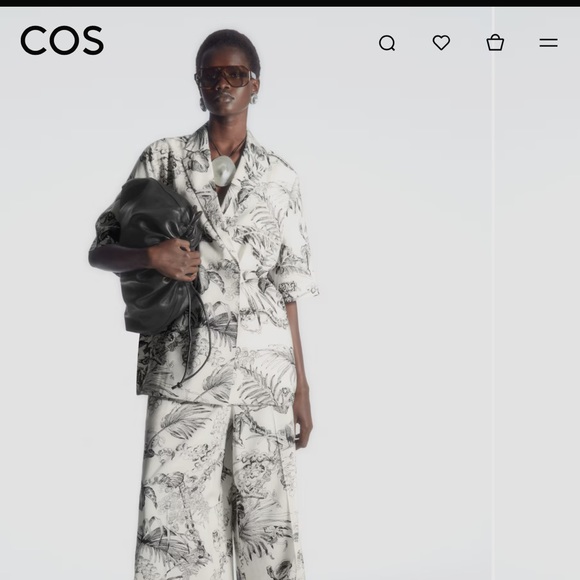 COS Botanical Print Set - Picture 2 of 9